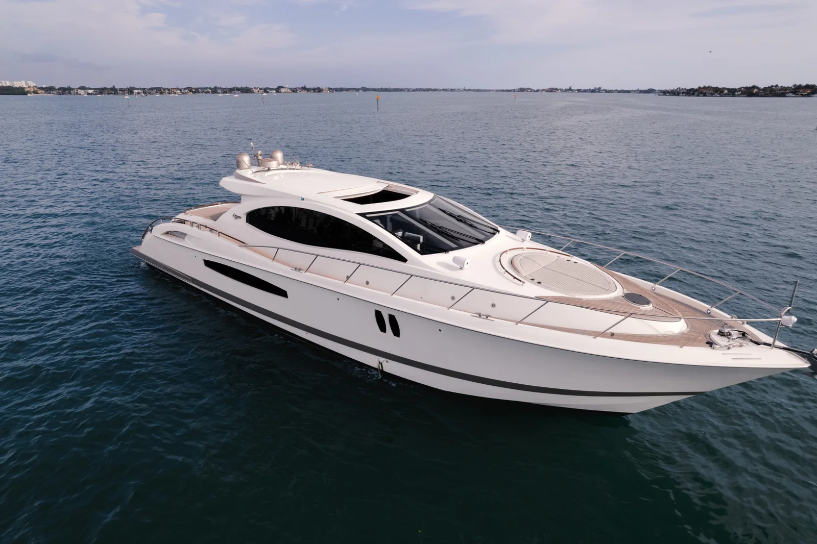 Salacia — exterior and vessel photography