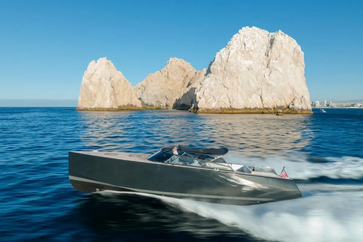VanDutch racing past the Land's End rock formations