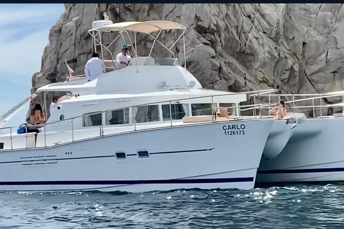 43' Lagoon