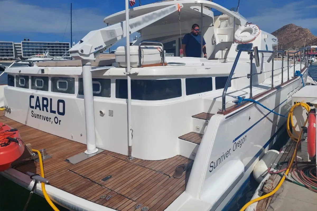 Stern of the 43' Lagoon at the dock