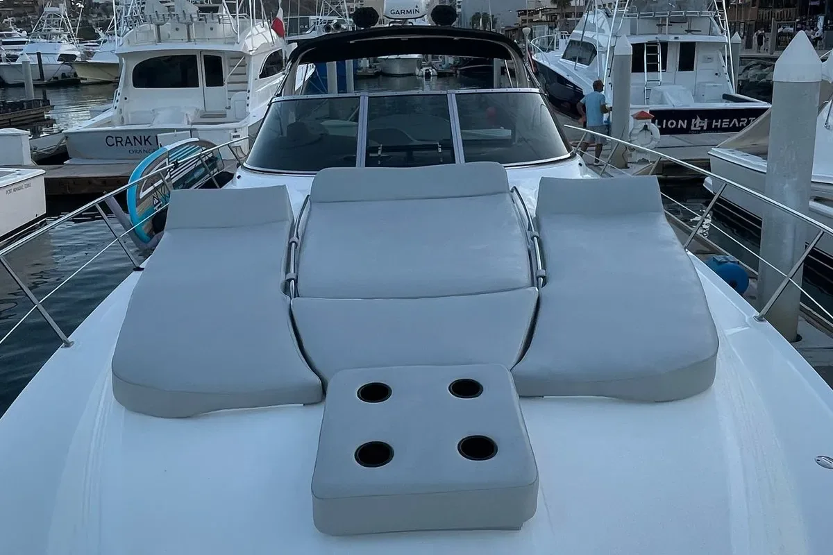 Bow sun pad on the 43' Sundancer