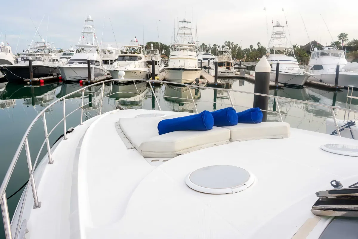 Bow sun pad of the Cruiser Express at the marina